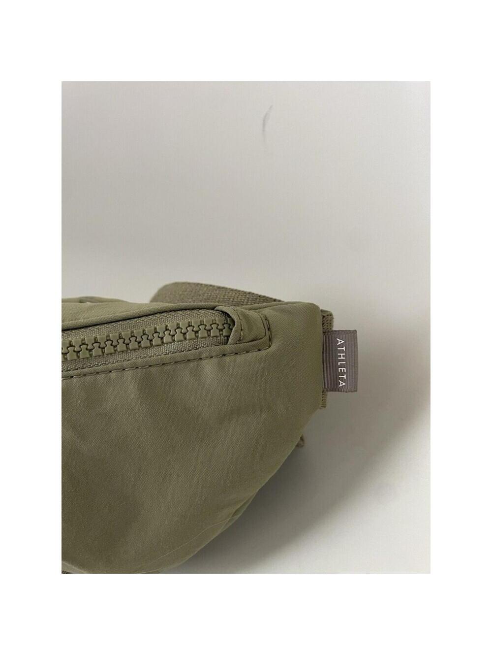 Athleta Kinetic Waist Bag Fanny Pack Belt Bag Shadow Olive Green Adjustable - Picture 7 of 14